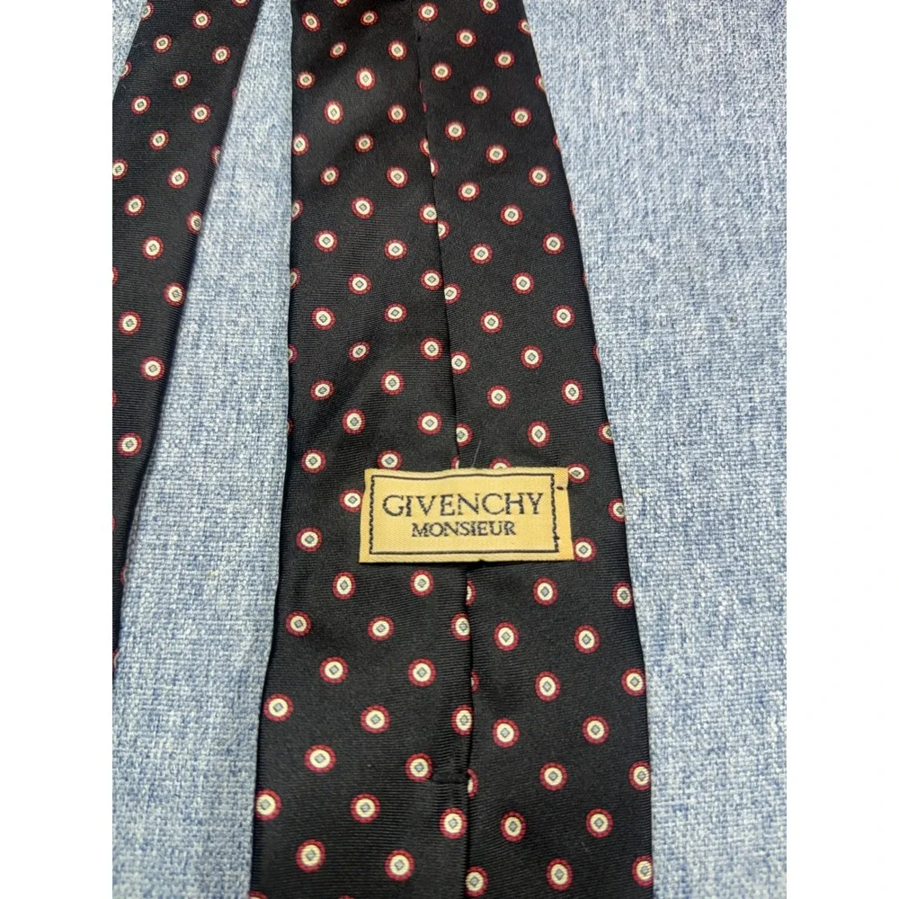Givenchy vintage monsieur